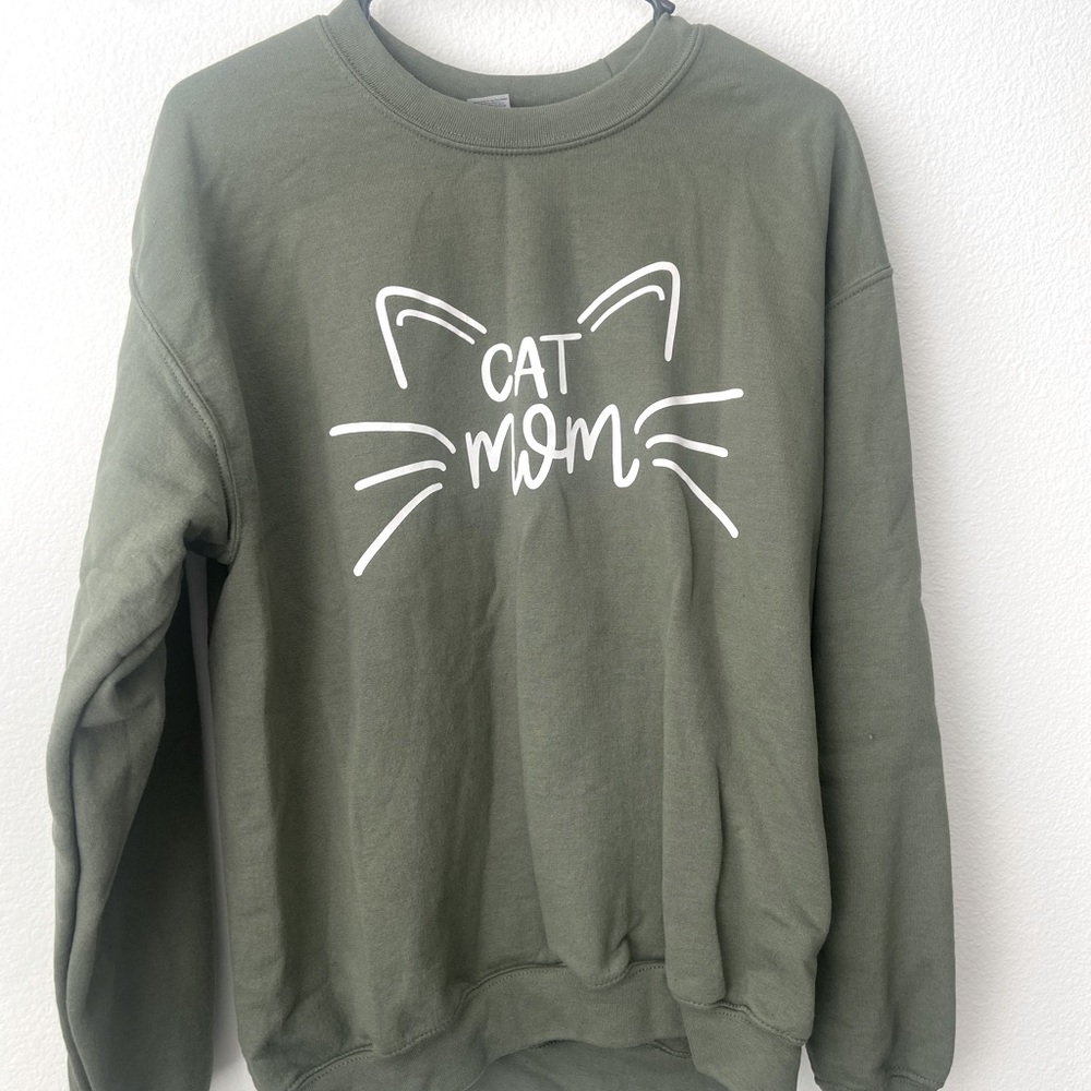 Green “cat mom” sweatshirt